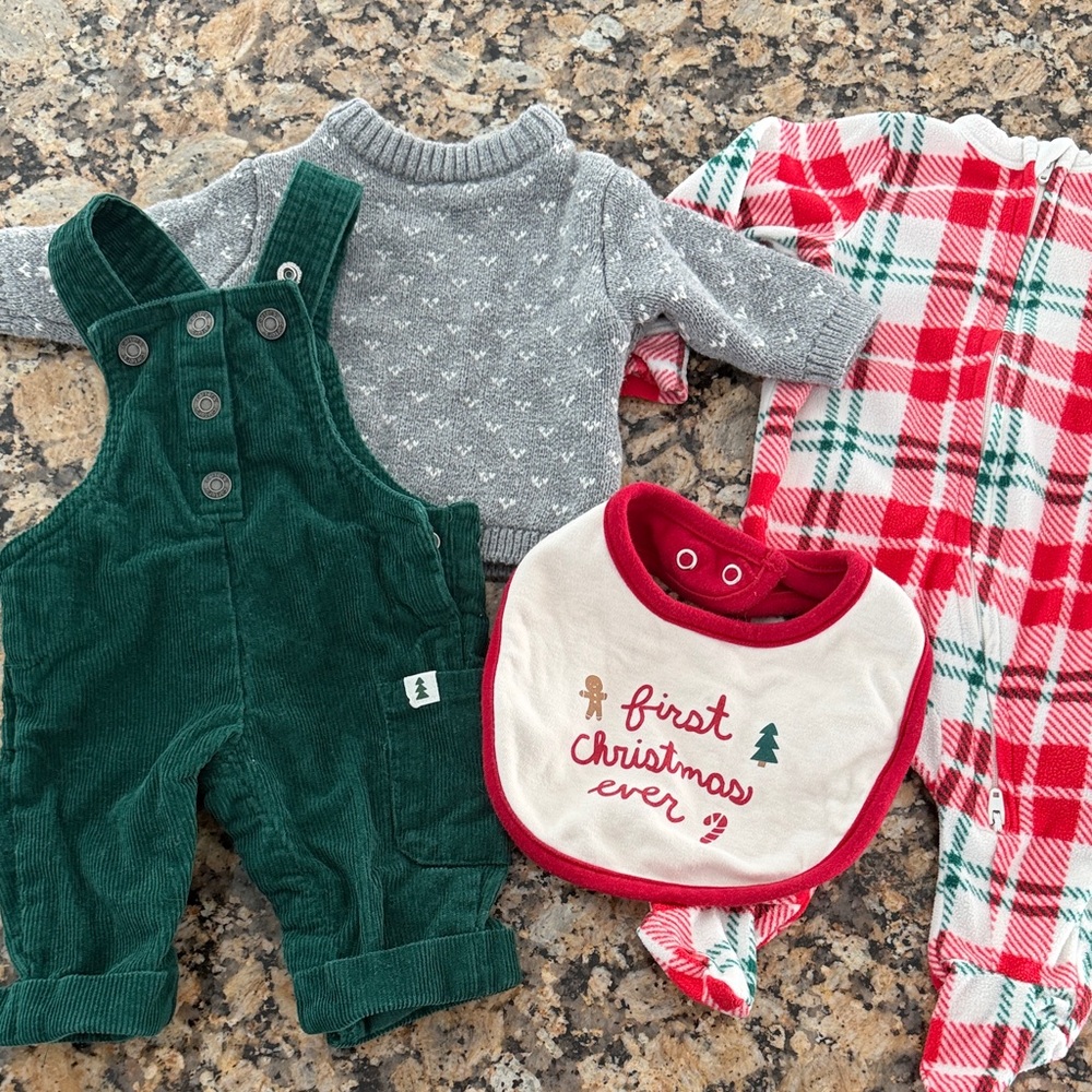 Newborn Holiday Outfit and PJs